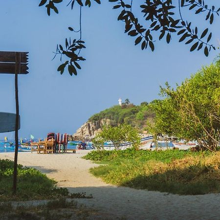 Nomad Beach House Hotel Puerto Escondido  Exterior photo