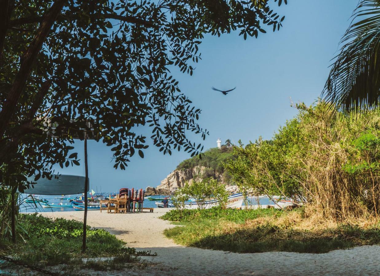 Nomad Beach House Hotel Puerto Escondido  Exterior photo