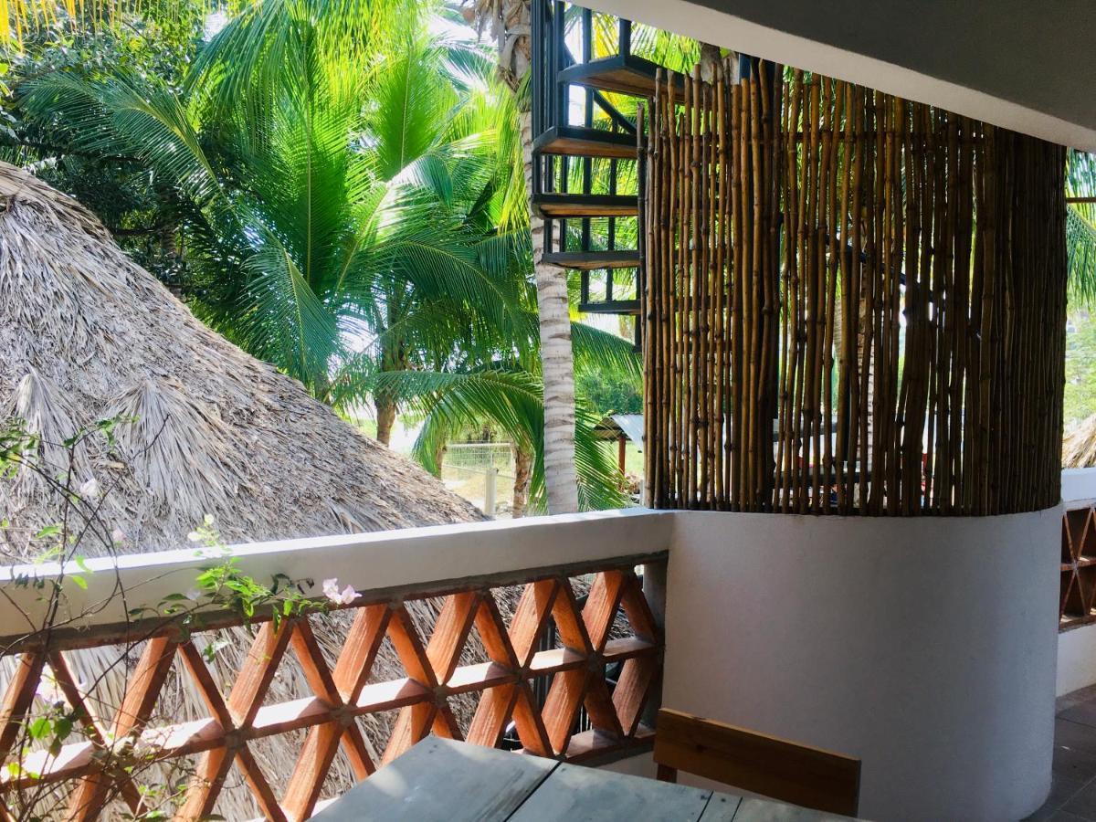 Nomad Beach House Hotel Puerto Escondido  Exterior photo